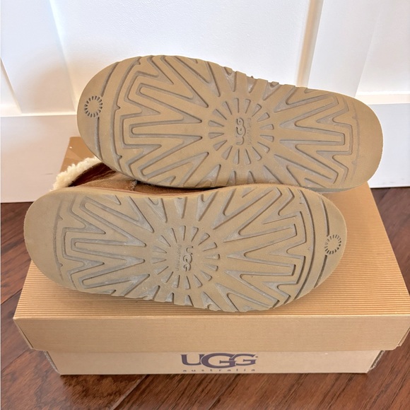 UGG Mini Bailey Button boots - Picture 5 of 6